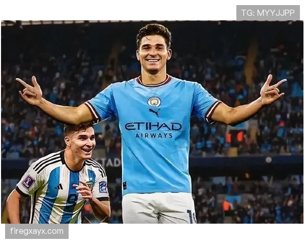 阿尔瓦雷斯欧冠表现持续闪耀,助曼城强势启航新征程 阿尔瓦雷斯欧冠表现持续闪耀,助曼城强势启航新征程