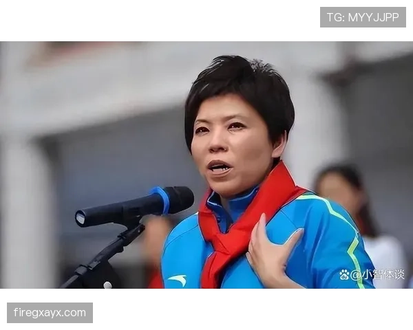 邓亚萍买菜的样子，真跟当年世界冠军画风差蛮多哇！